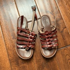 American Eagle sandals